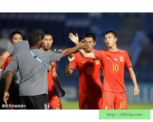 从战术体系到个人状态解析恰尔汗奥卢亚洲杯对阵韩国低迷原因